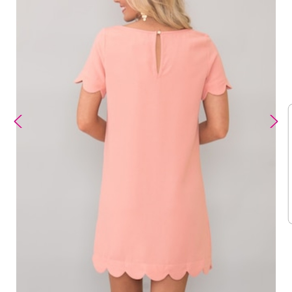 Peach scalloped dress - Picture 2 of 6